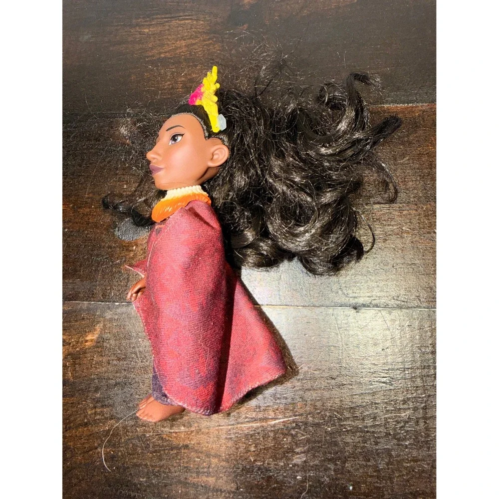 Disney‎ Matangi Moana 2 Doll 6 Inch Ceremonial Chieftain Outfit Red Cape